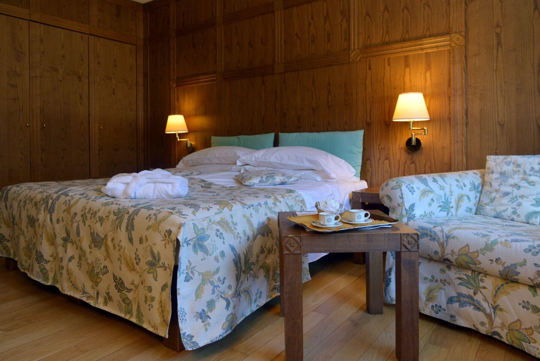 Savoia Palace Hotel Madonna di Campiglio Bagian luar foto