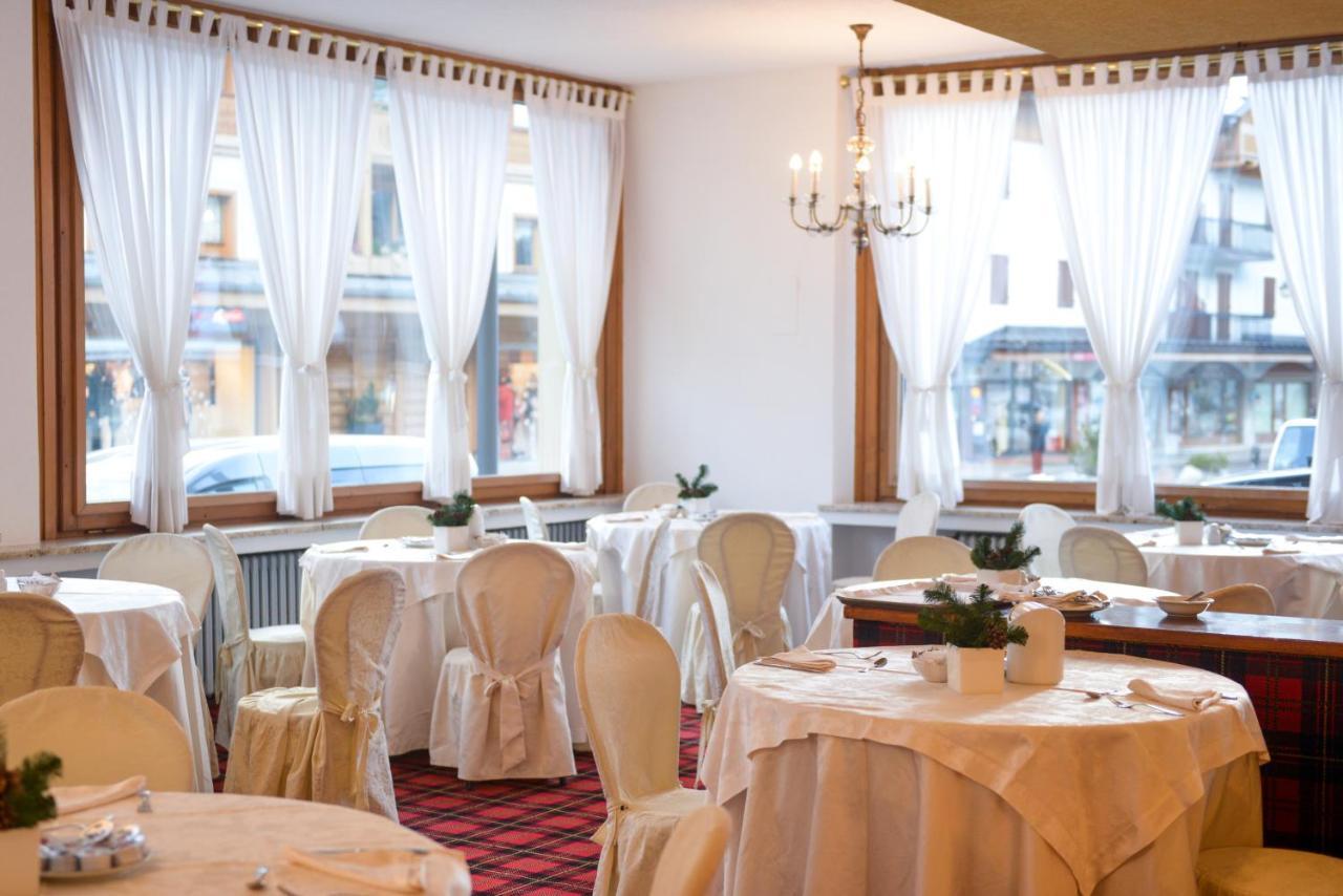 Savoia Palace Hotel Madonna di Campiglio Bagian luar foto