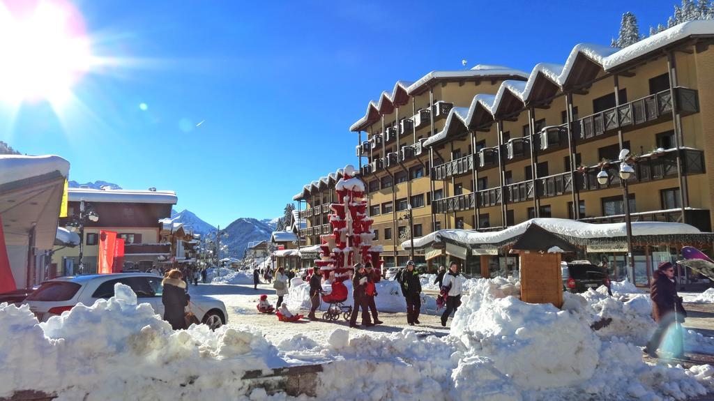 Savoia Palace Hotel Madonna di Campiglio Bagian luar foto