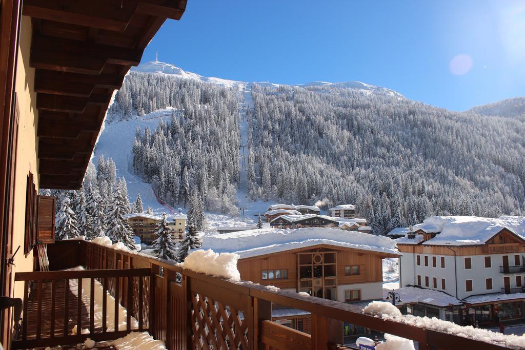 Savoia Palace Hotel Madonna di Campiglio Bagian luar foto