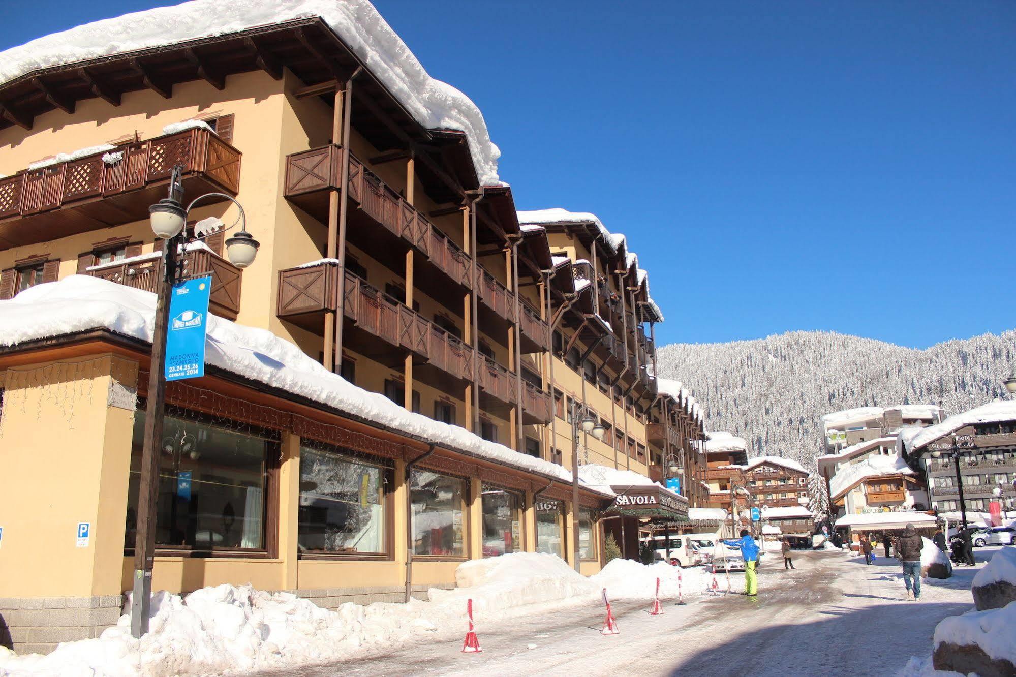 Savoia Palace Hotel Madonna di Campiglio Bagian luar foto